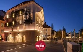 Zlata Ladjica Boutique Hotel